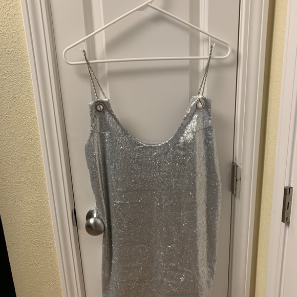 dizzit shinny dress - Picture 2 of 2